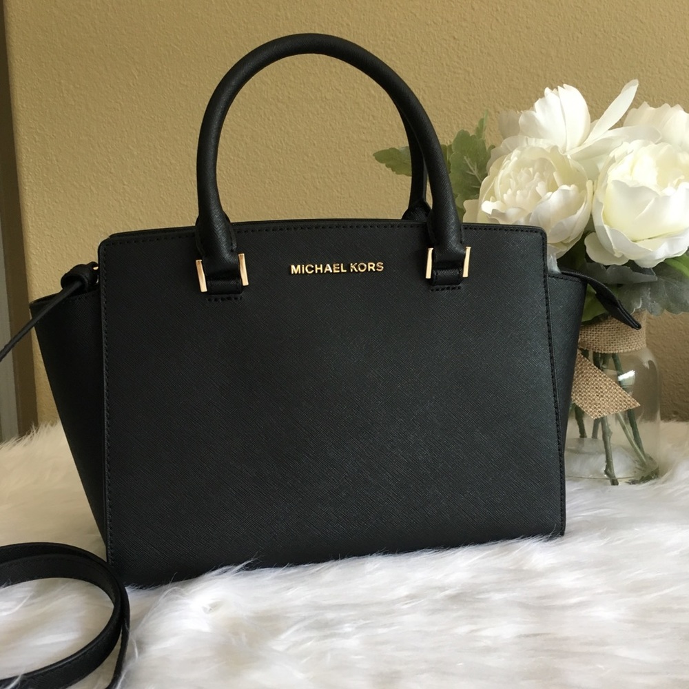 Last one✨Michael Kors medium black Selma Satchel - Picture 3 of 8